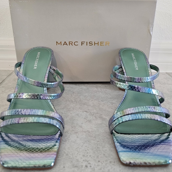 NIB Marc Fisher Kristin Sandal- Iridescent Multicolor - Picture 2 of 7